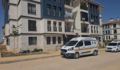 Evinde silahlı saldırıya uğrayan kadın öldü