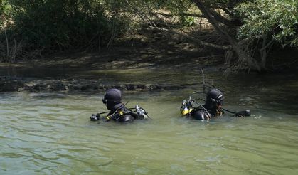Murat Nehri'nde Kayıp Berat'ı Arama Çalışmaları 5'inci Gününde Sürüyor