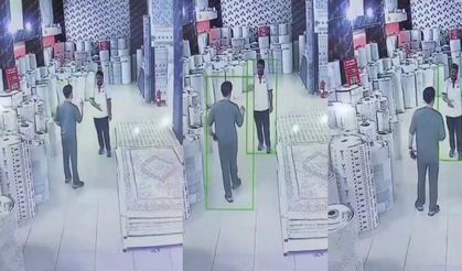 Van'da işitme Engelli müşteri İle Esnaf Arasında Halaylı Pazarlık Gülümsetti