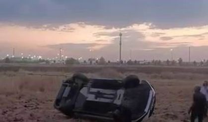 Diyarbakır’da kontrolden çıkan otomobil tarlaya düştü