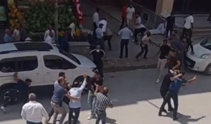 Van'da iki aile arasındaki kavga ölümle bitti: 17 tutuklama