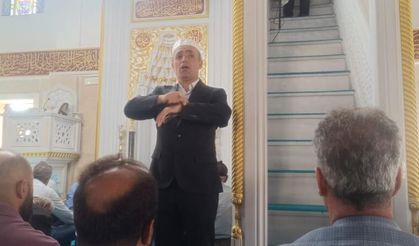 Hakkâri Ulu Cami'de cuma hutbesi işaret diliyle anlatıldı