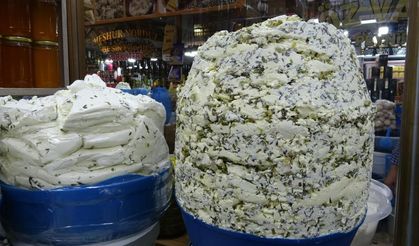 Van'ın asırlık lezzeti yeniden tezgâhlarda: Kilosu 800 TL'yi buluyor
