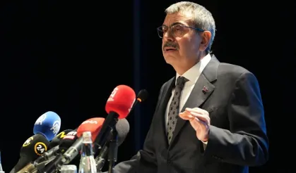 Bakan Tekin, İmam Hatip Okullarının 75. Yılında Konuştu: "Köklerinden Koparmaya İzin Vermeyeceğiz"