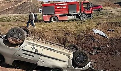 Takla atan otomobilde aynı aileden 5 kişi yaralandı