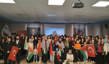 Öğrenciler "Mescid-i Aksa ve Umut" Tiyatrosunda Buluştu