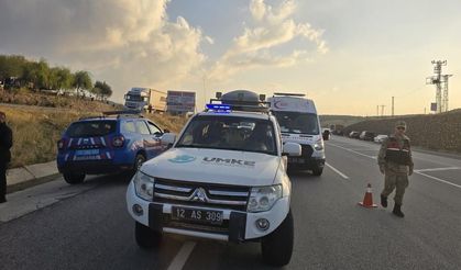 Bingöl'de otomobil kazası: Biri ağır 3 yaralı