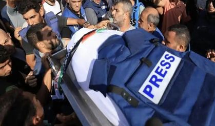 Gazze’de şehit edilen gazetecilerin sayısı 300’e yaklaştı