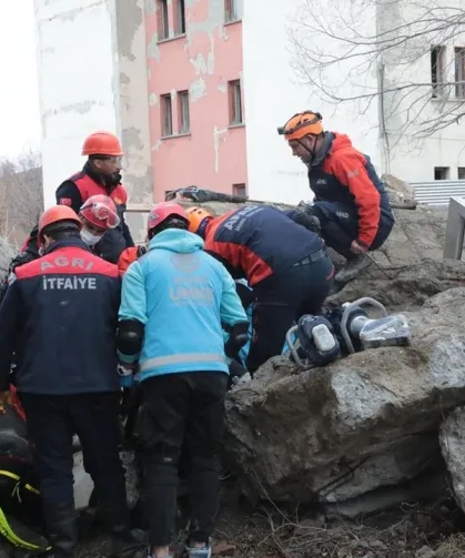 Ağrı’da Kapsamlı Deprem Tatbikatı Gerçekleştirildi