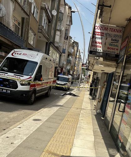 4. Kattan Düşen 84 Yaşındaki Kadın Hayatını Kaybetti