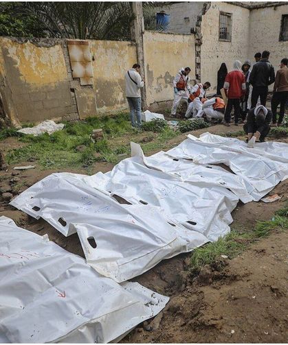 Gazze’de geçici mezarlıklardaki şehitler resmi mezarlıklara taşınıyor