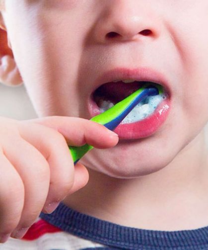 Uzman Uyardı: Bayram Tatili Çocukların Diş Sağlığı İçin Risk Taşıyor