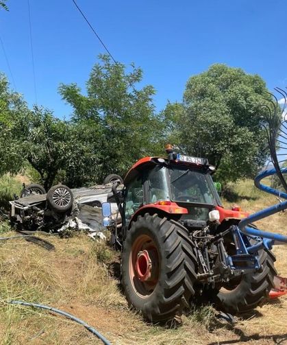 Bingöl'de kaza: Otomobil traktöre çarptı, 1 ağır yaralı