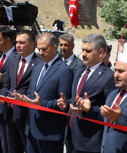 Hakkâri'de 128 milyon liralık yatırımla 20 yeni araç hizmete girdi