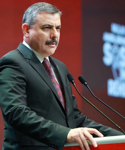 Bakan Çiftçi'den mesaj: Direksiyon başında ilk hareketiniz bu olsun