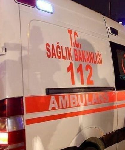 Mersin'de otomobil karşı şeride geçti: Bir ölü, 7 yaralı