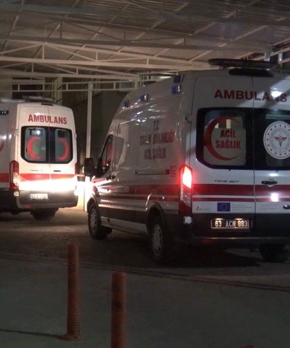 Otomobil Şarampole Yuvarlandı: 3 Yaralı