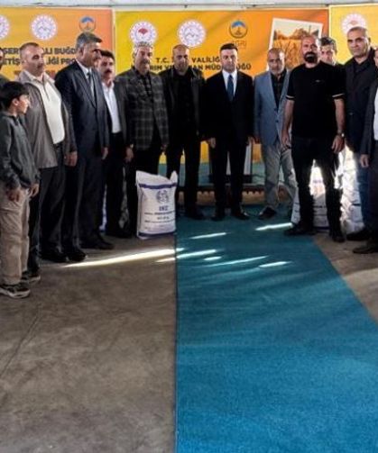 Ağrı'da çiftçilere büyük destek! 550 ton tohum dağıtıldı