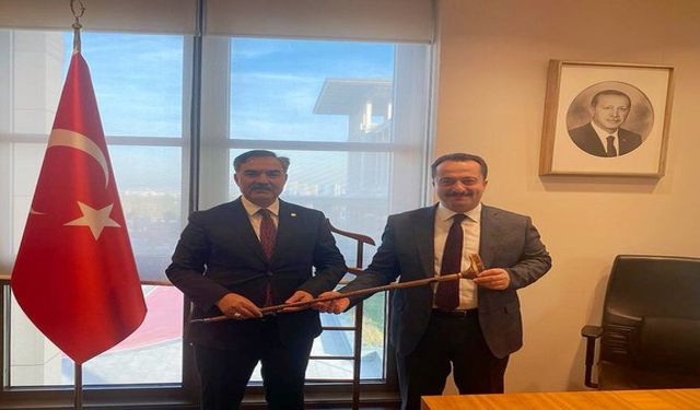 Ahlat Belediye Başkanından Anlamlı Ziyaret