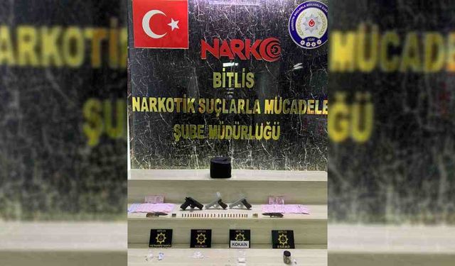 Bitlis'te Yapılan Operasyonda Çeşitli Uyuşturucu Madde Ve Tabanca Ele Geçirildi