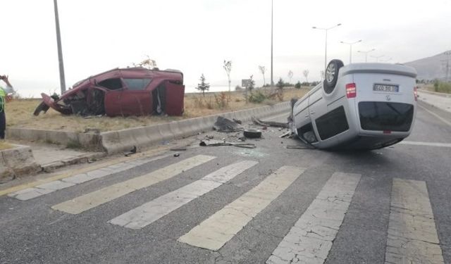 Adilcevaz’da Trafik Kazası 1 Ölü 4 Yaralı