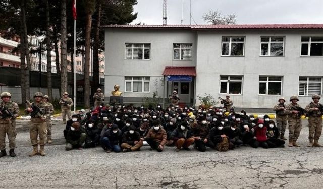 Bitlis’te 130 Düzensiz Göçmen Yakalandı