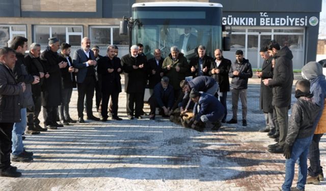 Günkırı Belde Belediyesi filosuna yeni bir halk otobüsü kattı