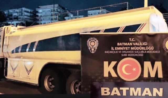 Bitlis kara yolu üzerinde su tankerinden 21 bin litre kaçak akaryakıt ele geçirildi
