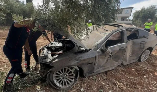 Kontrolden Çıkan Araç Hurdaya Döndü, Sürücü Sağ Kaldı