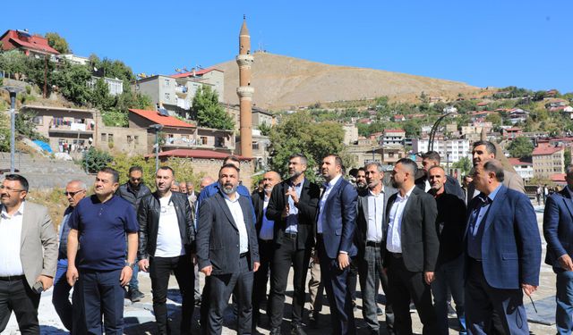 Başkan Tanğlay ve Beraberindeki Heyet Kapalı Otopark Projesini Yerinde İnceledi