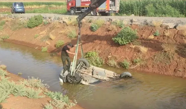 Kanala Devrilen Cipte Hayatını Kaybeden 3 Kişi Defnedildi