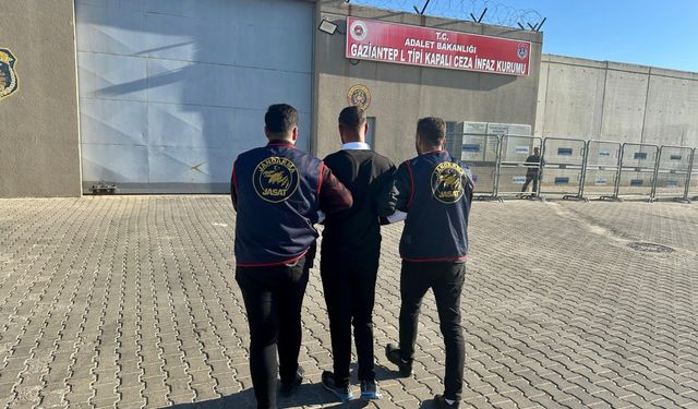 Cinayet Suçundan Aranan Firari Şahsı Jandarma Yakaladı