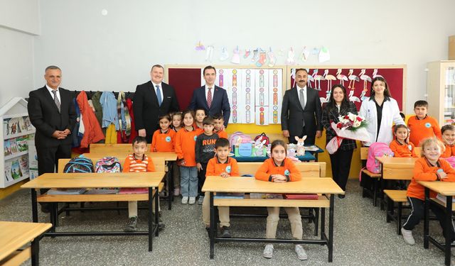 Bitlis Valisi Karakaya, Mutki'de Okul Ziyaretleri Gerçekleştirdi