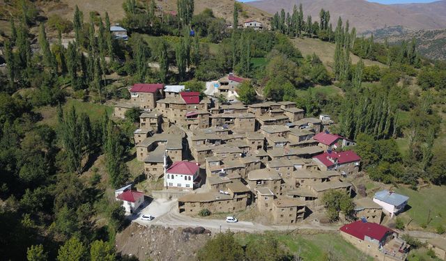 Hizan'ın Taş Evleri Yılın Her Döneminde Doğaseverlerin İlgi Odağı Haline Geldi