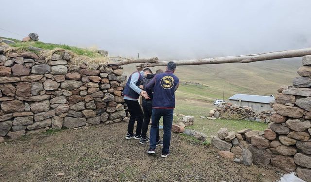 10 Yıl Üzeri Hapis Cezası Bulunan 3 Şahıs Yakalandı