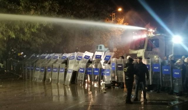 Kayyum Atamalarının Ardından Protesto Gösterisine Katılan 8 Kişi Gözaltına Alındı