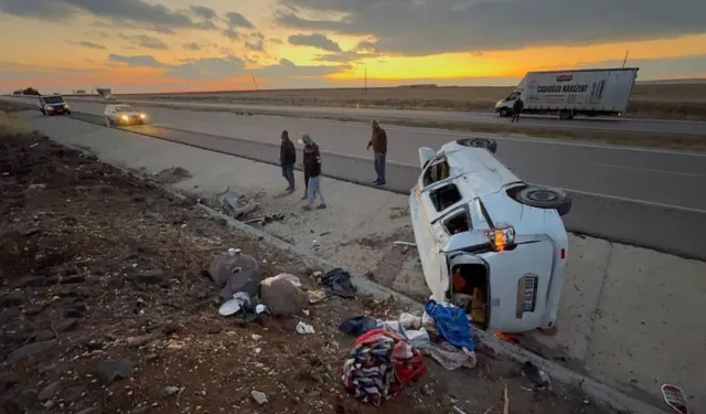 Kontrolden Çıkan Otomobil Takla Attı: 5 Yaralı