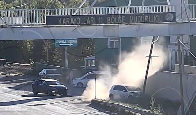 Bitlis'te Trafik Kazaları Güvenlik Kameralarına Böyle Yansıdı