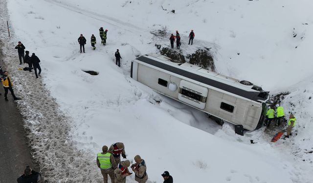 Otobüs Kazasında Ağır Yaralanan Şoför Hayatını Kaybetti