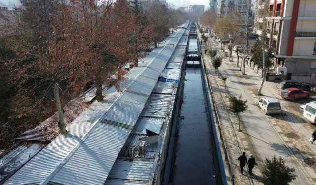 Konteyner Çarşılarına Yeni Çatı ve Düzenleme