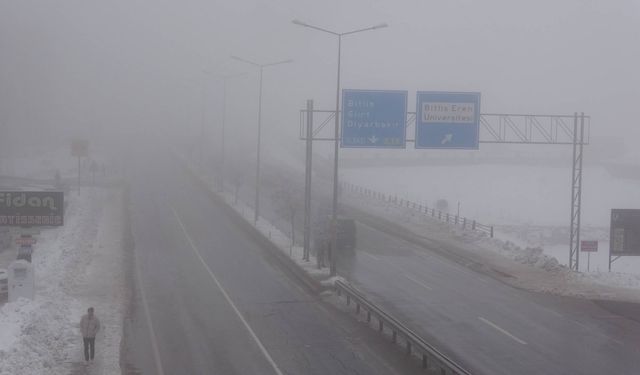 Bitlis’te Sis ve Dondurucu Soğuklar Hayatı Zorlaştırıyor