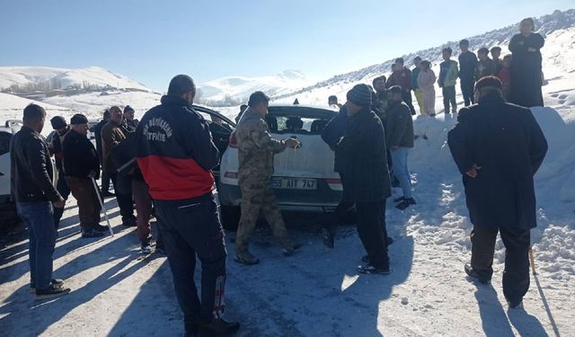 Şarampole Düşen Otomobilin Sürücüsü Yaralandı