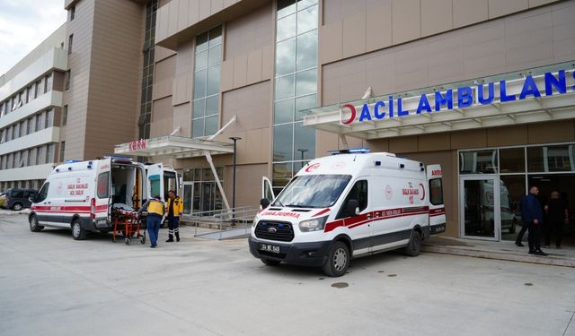 Traktörün Altında Kalan Sürücü Hayatını Kaybetti