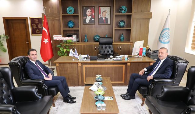Bitlis Valisi Karakaya’dan Rektör Elmastaş’a Hayırlı Olsun Ziyareti