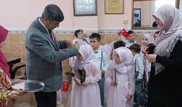 Minikler Kur’an’la Taçlandı: Anamur’da Anlamlı Kutlama