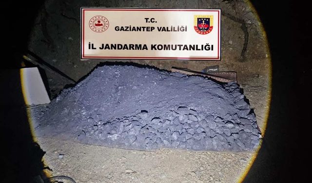 Kaçak Krom Ocağına Jandarma Baskını: 5 Şüpheli Suçüstü Yakalandı