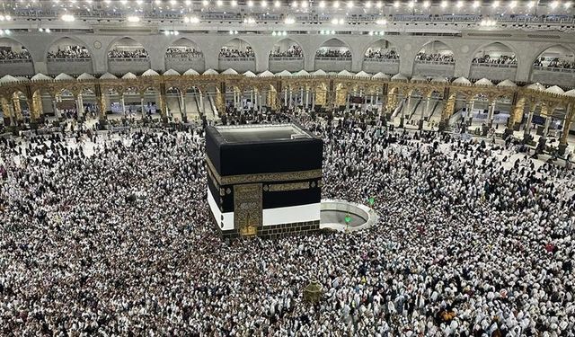 Tarihi Tesadüf: Aynı Yılda İki Hac, Üç Bayram Yaşanacak!