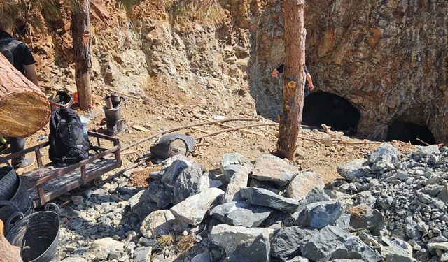 Gaziantep’te Kaçak Krom Kazısı: 3 Kişi Suçüstü Yakalandı