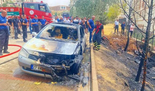 Park Halindeki Araç Alev Aldı, Facianın Eşiğinden Dönüldü