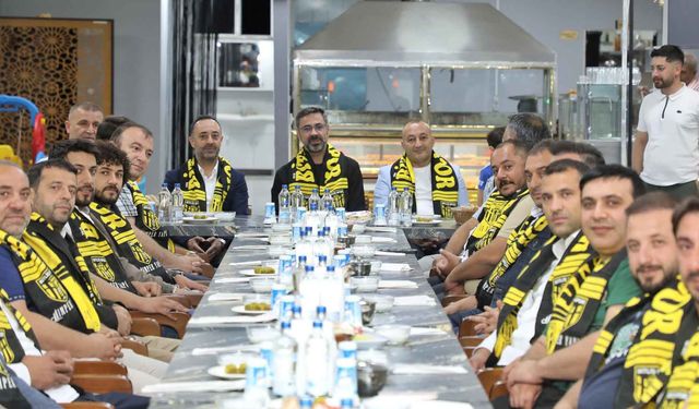Başkan Tanğlay, Bitlis Spor İle Bir Araya Geldi
